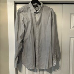 Banana republic dress shirt. Worn once before it did not fit